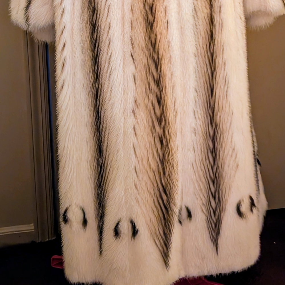 Taking offers ! Was 10k Vintage Mink & Fitch w/Brown Herringbone & circles '80's - Picture 4 of 7